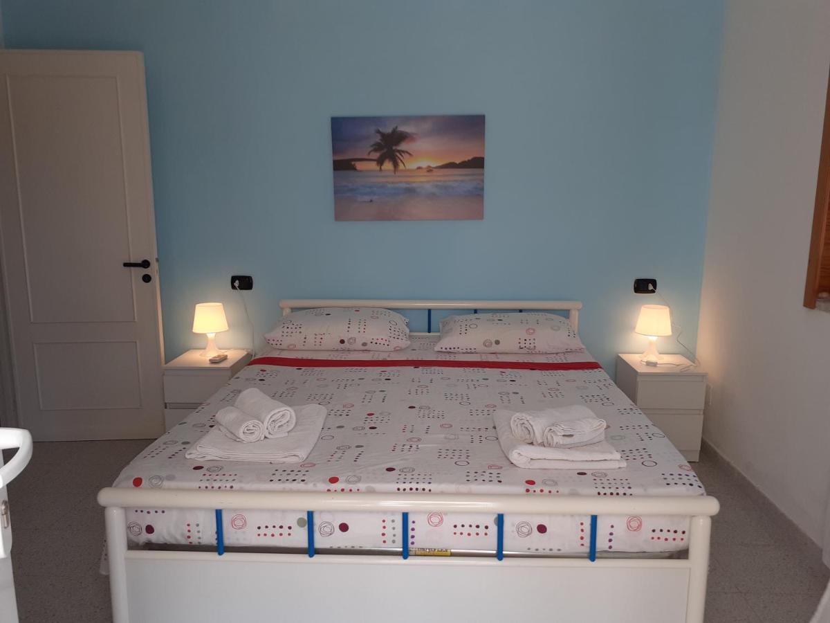 Casa Vacanza Fiorella Torre dell'Orso Ngoại thất bức ảnh