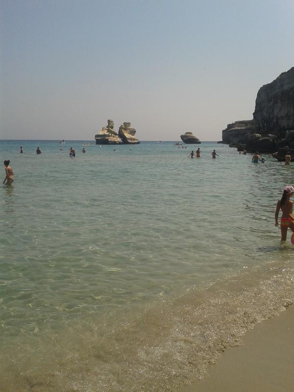Casa Vacanza Fiorella Torre dell'Orso Ngoại thất bức ảnh