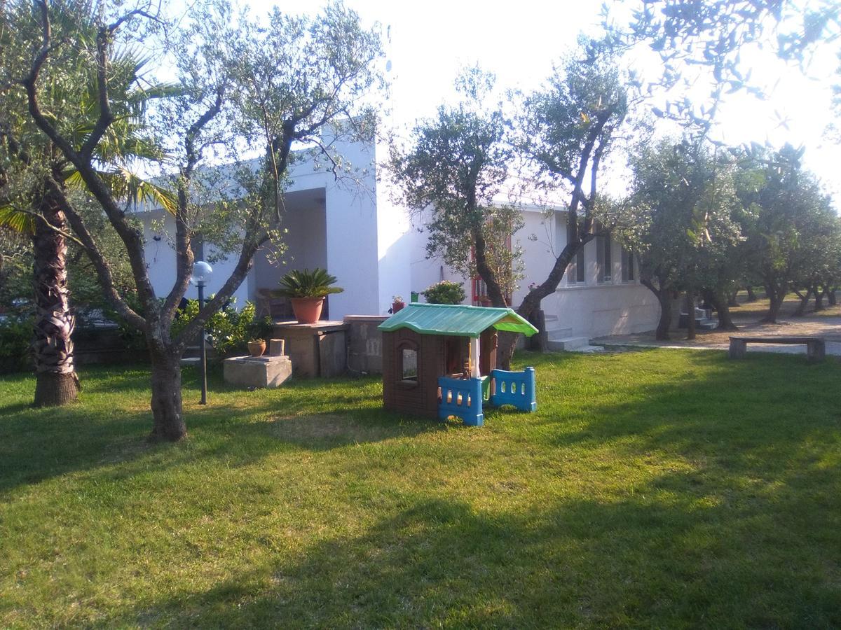Casa Vacanza Fiorella Torre dell'Orso Ngoại thất bức ảnh