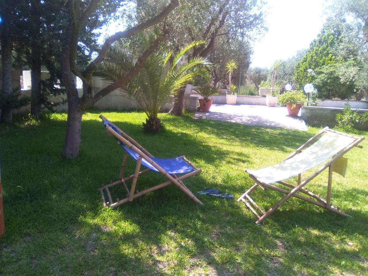 Casa Vacanza Fiorella Torre dell'Orso Ngoại thất bức ảnh